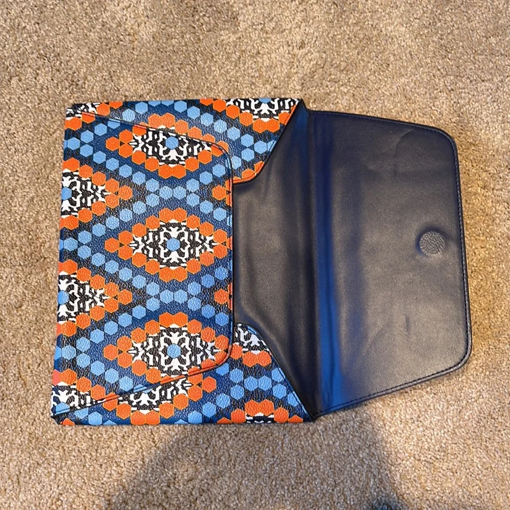 New Vera Bradley tablet holder-8x10”